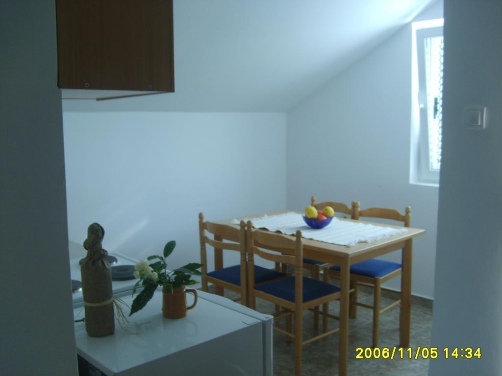 Apartments Djuricic Kotor Exterior photo