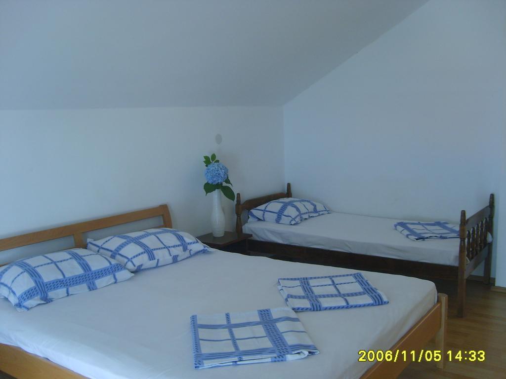 Apartments Djuricic Kotor Exterior photo